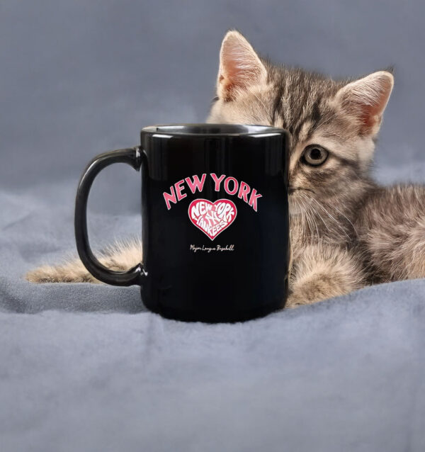 New York Yankees heart pink Mug